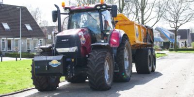 Les pneus agricoles sur la route